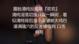 -活泼可爱连衣裙美女被平头哥扒掉裙子床上激烈抽插 女上位,侧入操逼