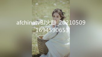 3P粉嫩小萝莉短发鸭舌帽妹子双飞啪啪，足交舔逼后入上位骑乘大力猛操