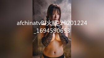    4P经典名场面约操170CM模特级双女，顶级美腿一人一个，左右开弓一起舔屌 太猛搞到时间到还没射