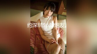 人气榜第一 19岁超人气萝莉小美女主播【性欲炮女】跟大表哥乱伦大战，丝袜道具双洞齐插，淫水超多小穴湿得一塌糊涂