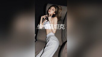 菠萝社很多人求的，抖M美少女福利姬【夏美酱】调教3P，道具肉棒各种凌辱玩肏，全程露脸，母狗属性拉满 (2)