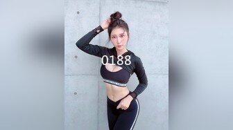 窈窕美女 Cola醬 聖誕妹妹の奇妙體驗 網絲多汁嫩穴 軟糯頂撞內射高潮顫攣