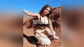 这兄弟真把老婆的嘴当逼了 很操的这么带节奏 又猛又深 老婆几次都呕了 还想着内射呢