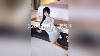  我是探索者168CM顶级美女，极品颜值美腿，伸进内裤摸穴，超近视角深喉，打桩机骑乘爆操