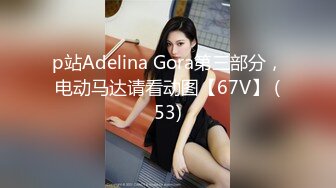 小哥哥直播间上演激情4P破处游戏，两男玩弄两位骚女，手指抠出血小骚逼叫声好大喊好疼，激情抽插不要错过