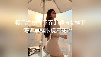  大奶熟女大姐在家偷情 骚逼被振动棒插的受不了 无套猛怼 奶子哗哗 内射