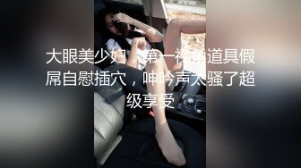 SWAG 在海滩上做爱,我第一次自然风景下做爱