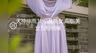 KTV女厕偷拍漂亮的长裙美女 看这表情是酒喝多了难受吗