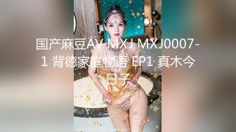   熟女人妻露脸交，争抢吃鸡鸡，双飞大战，换着玩耍无套体外射精